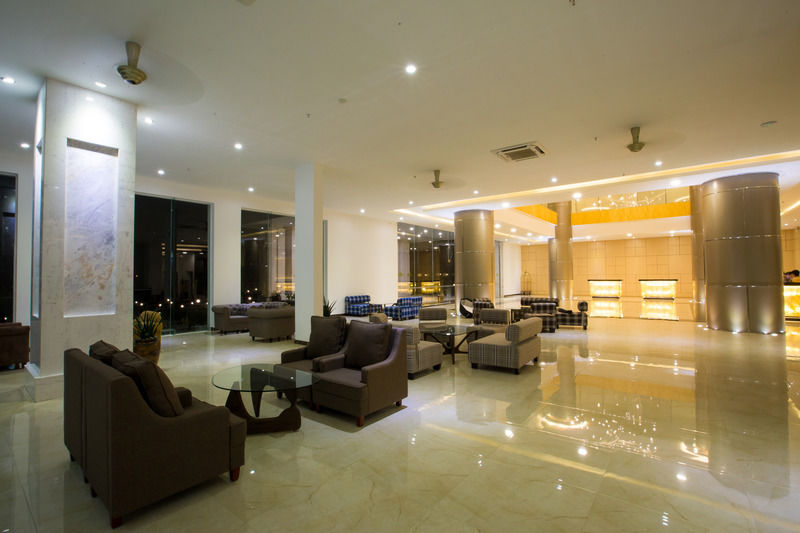โกลเดน พีค รีสอร์ต แอนด์ สปา Hotel Mieu Ong ภายนอก รูปภาพ